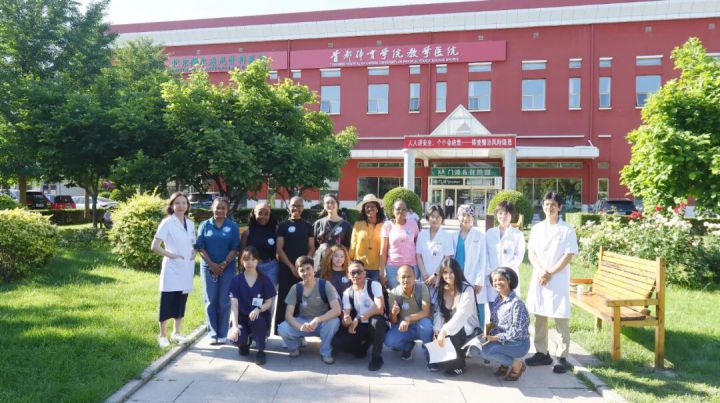 我院迎来 “国际体验官”，解锁健康新体验
